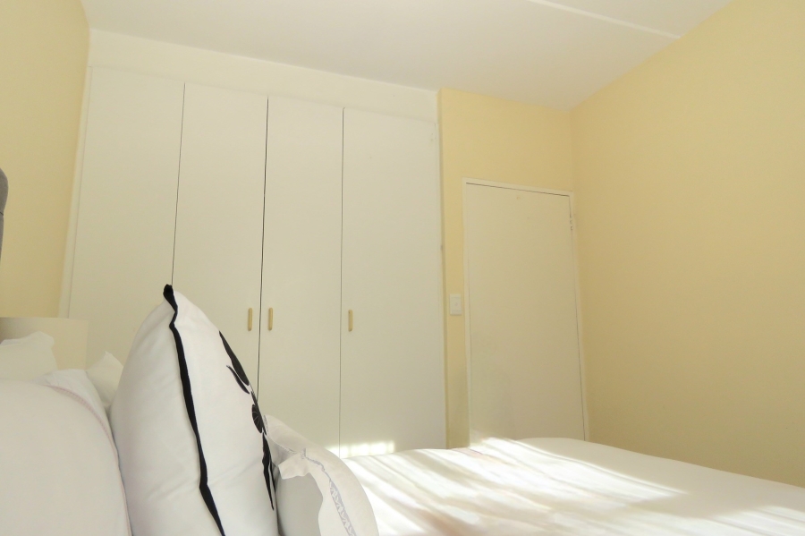 To Let 2 Bedroom Property for Rent in Parklands Western Cape